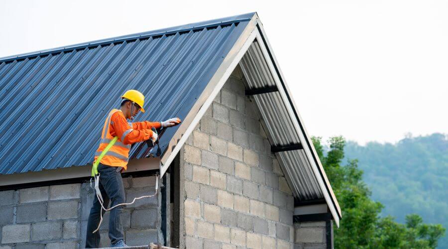 Expert Emergency Roof Repairs services in Goodwater, AL